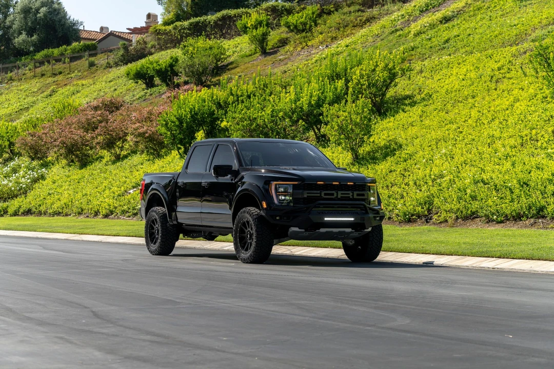 2023 Ford F-150 Raptor 14th Gen - Image 23 of 31