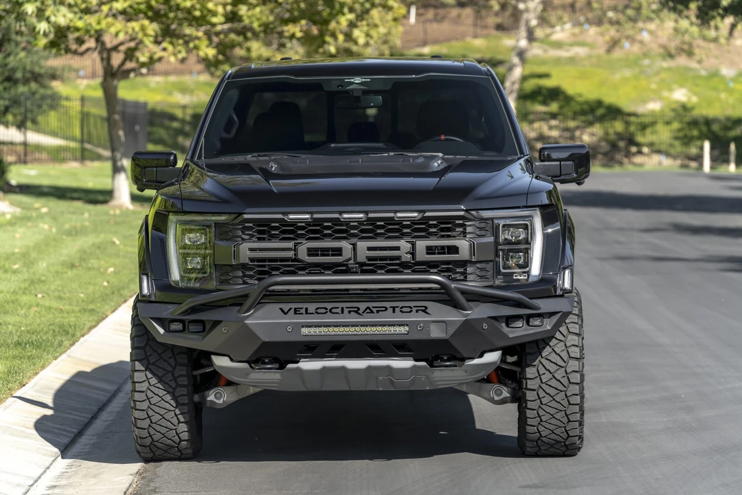 2023 Ford F-150 Raptor 14th Gen - Image 16 of 31