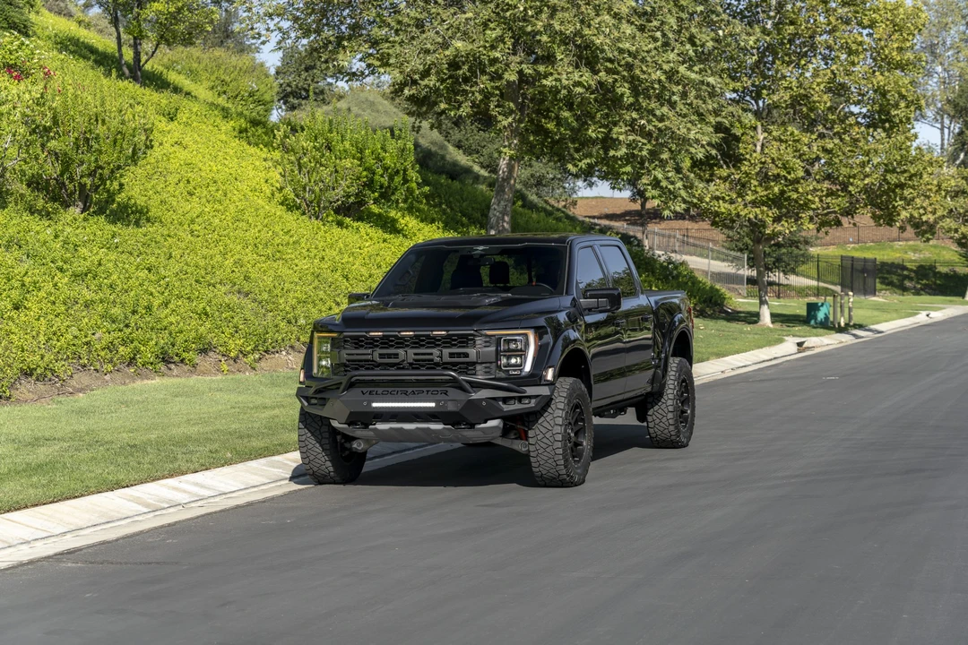 2023 Ford F-150 Raptor 14th Gen - Image 13 of 31