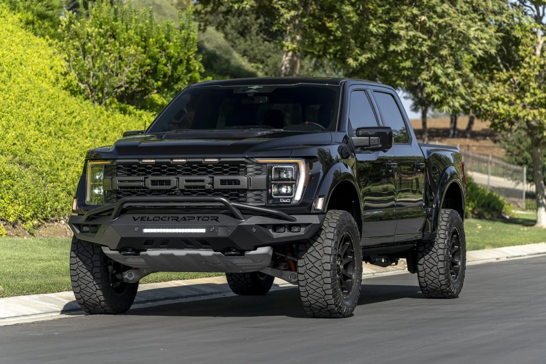 2023 Ford F-150 Raptor 14th Gen - Image 14 of 31