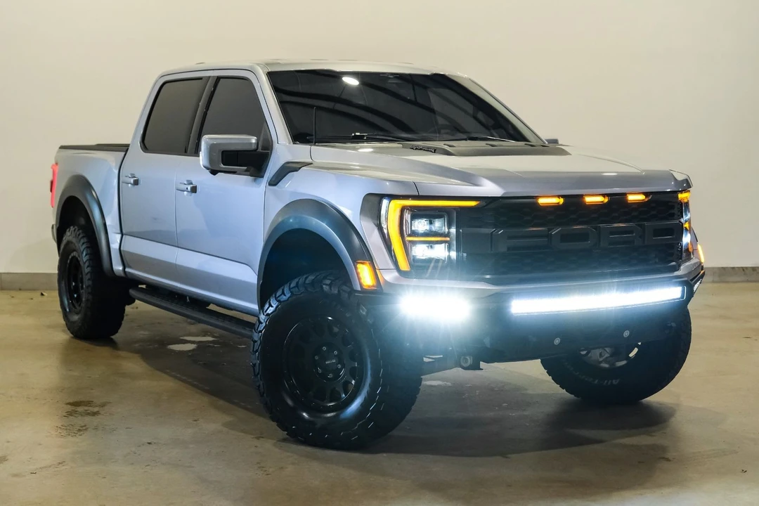2023 Ford F-150 Raptor 14th Gen - Image 2 of 12