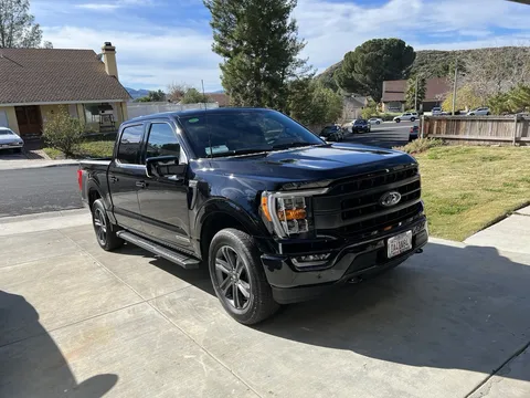 2023 Ford F-150 Lariat SuperCrew 4x4 PowerBoost Hybrid