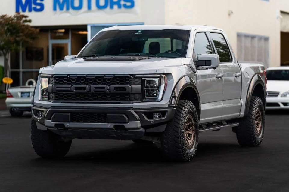 2023 Ford F-150 Raptor 14th Gen - Image 2 of 20