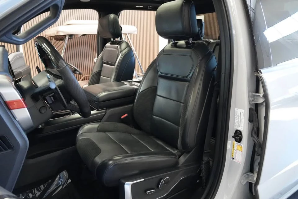 2023 Ford F-150 Raptor 14th Gen - Image 18 of 20