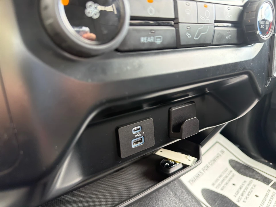 2023 Ford F-150 14th Gen - Image 15 of 16