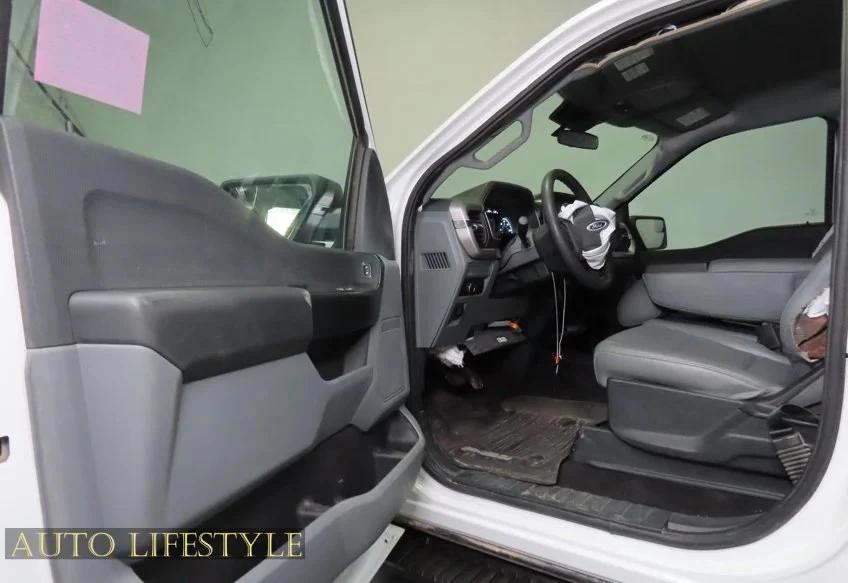 2023 Ford F-150 14th Gen - Image 24 of 31