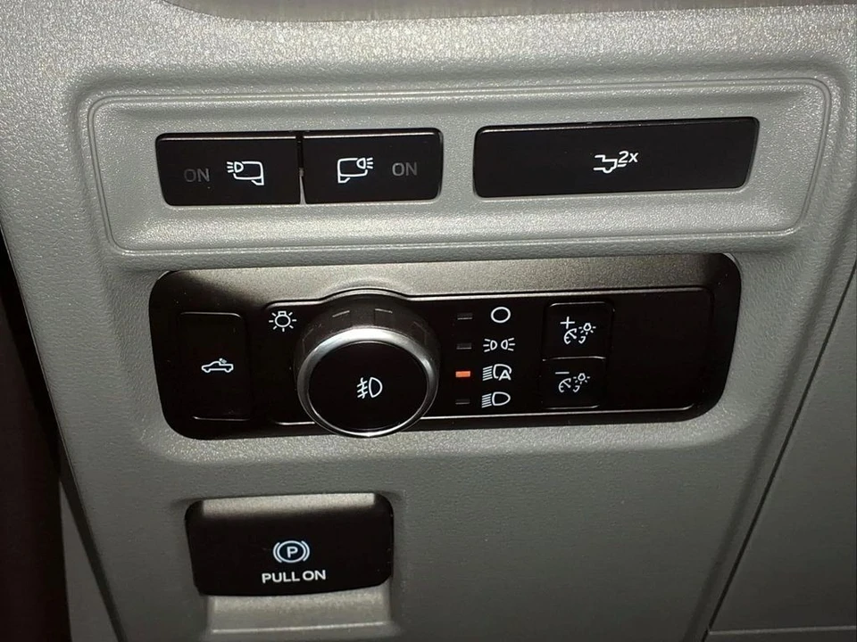2023 Ford F-150 14th Gen - Image 15 of 25