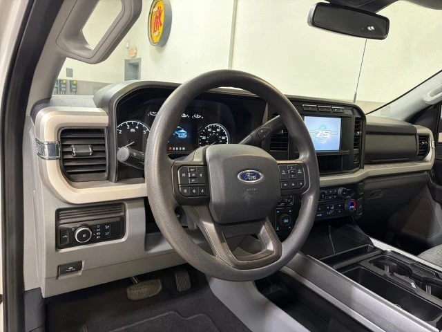 2023 Ford Super Duty 5th Gen - Image 13 of 21
