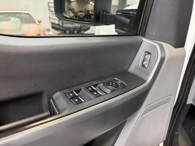 2023 Ford Super Duty 5th Gen - Image 17 of 21