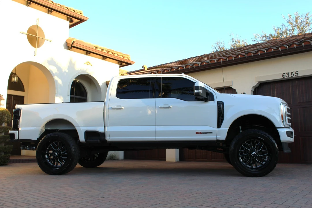 2023 Ford Super Duty 5th Gen - Image 2 of 21