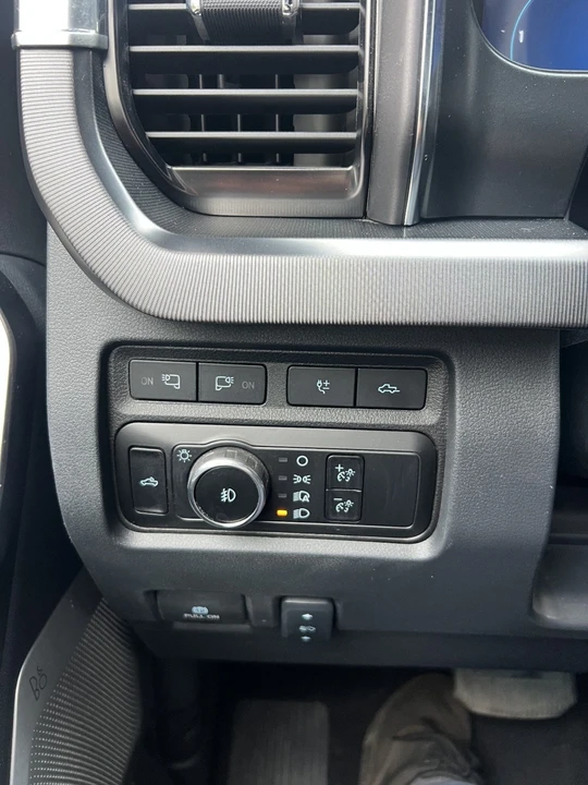 2023 Ford Super Duty 5th Gen - Image 18 of 20