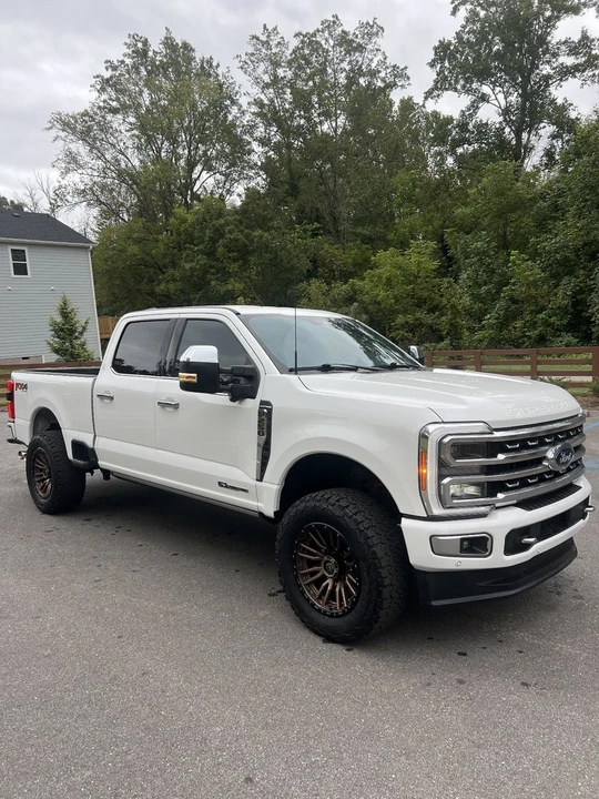 2023 Ford Super Duty 5th Gen - Image 4 of 20