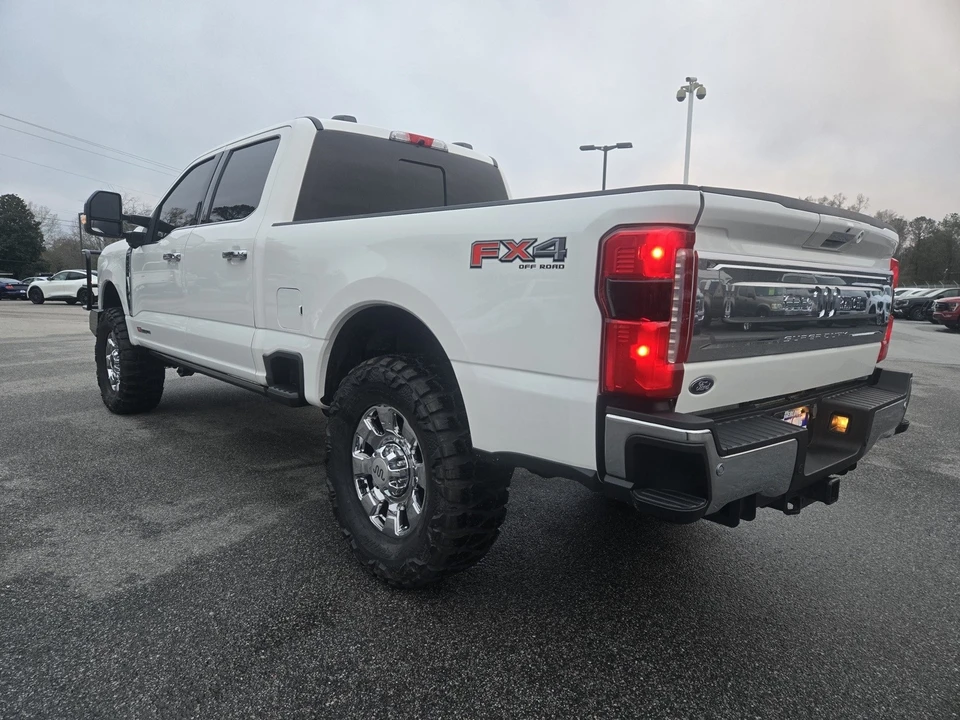 2023 Ford Super Duty 5th Gen - Image 5 of 10