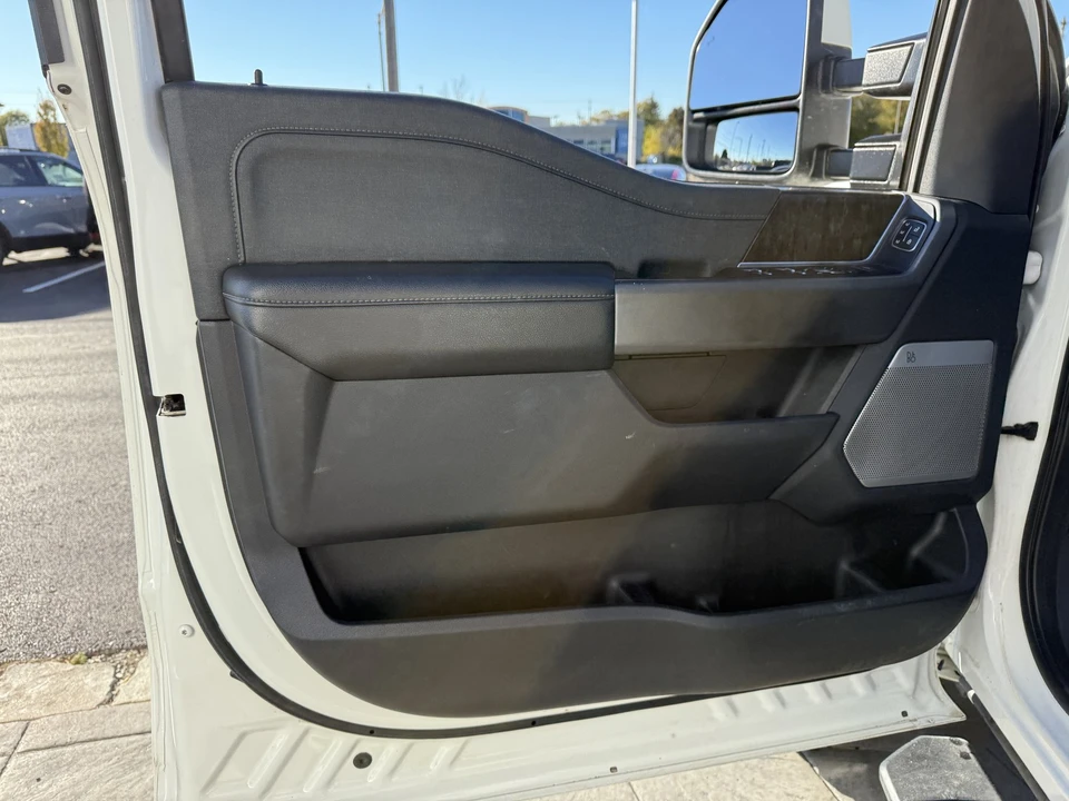 2023 Ford Super Duty 5th Gen - Image 14 of 21