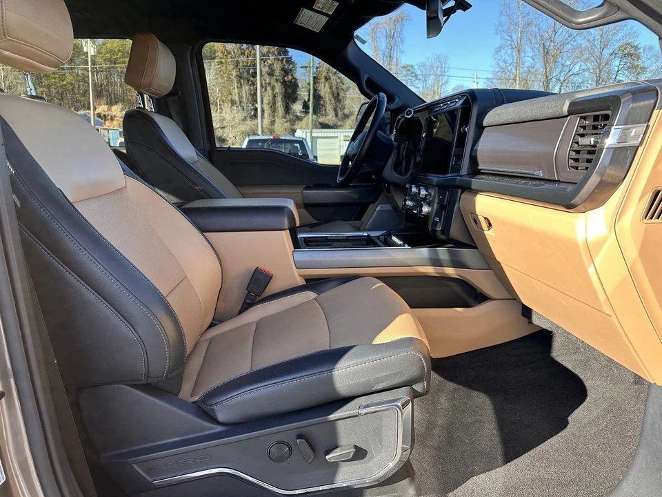 2023 Ford Super Duty 5th Gen - Image 16 of 21