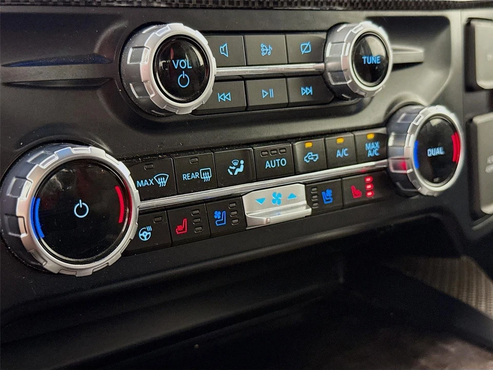 2023 Ford Super Duty 5th Gen - Image 17 of 31