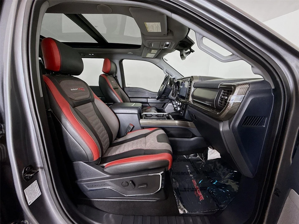 2023 Ford Super Duty 5th Gen - Image 26 of 31