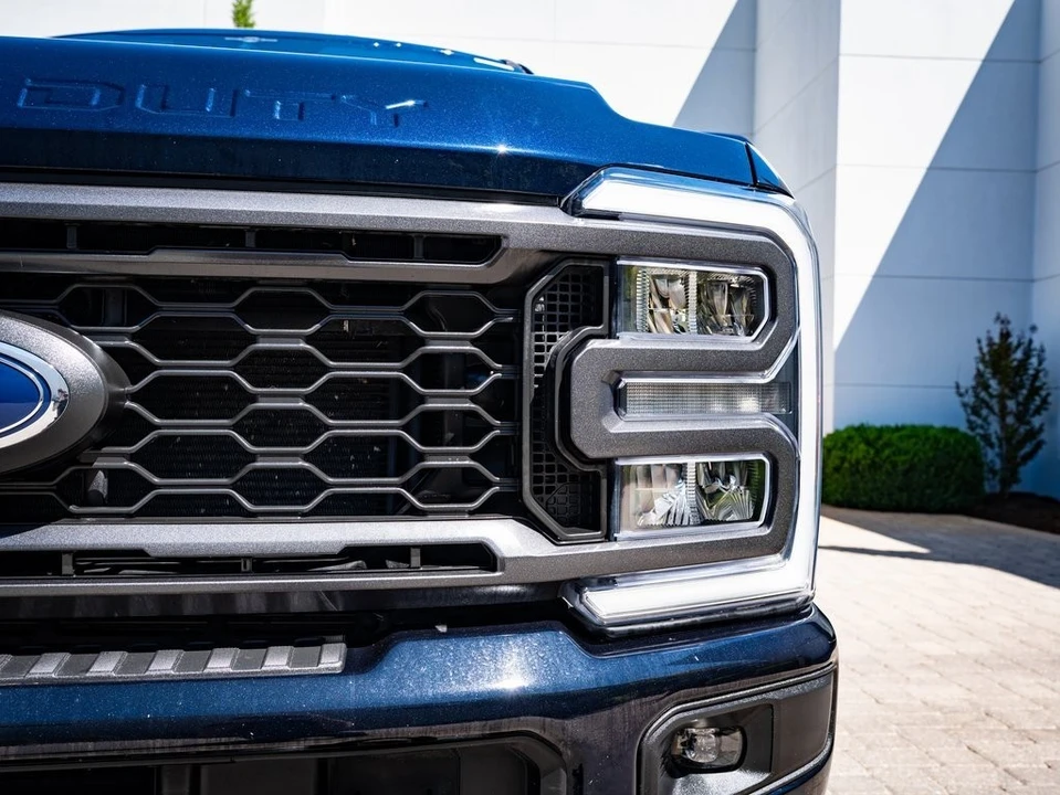 2023 Ford Super Duty 5th Gen - Image 15 of 21