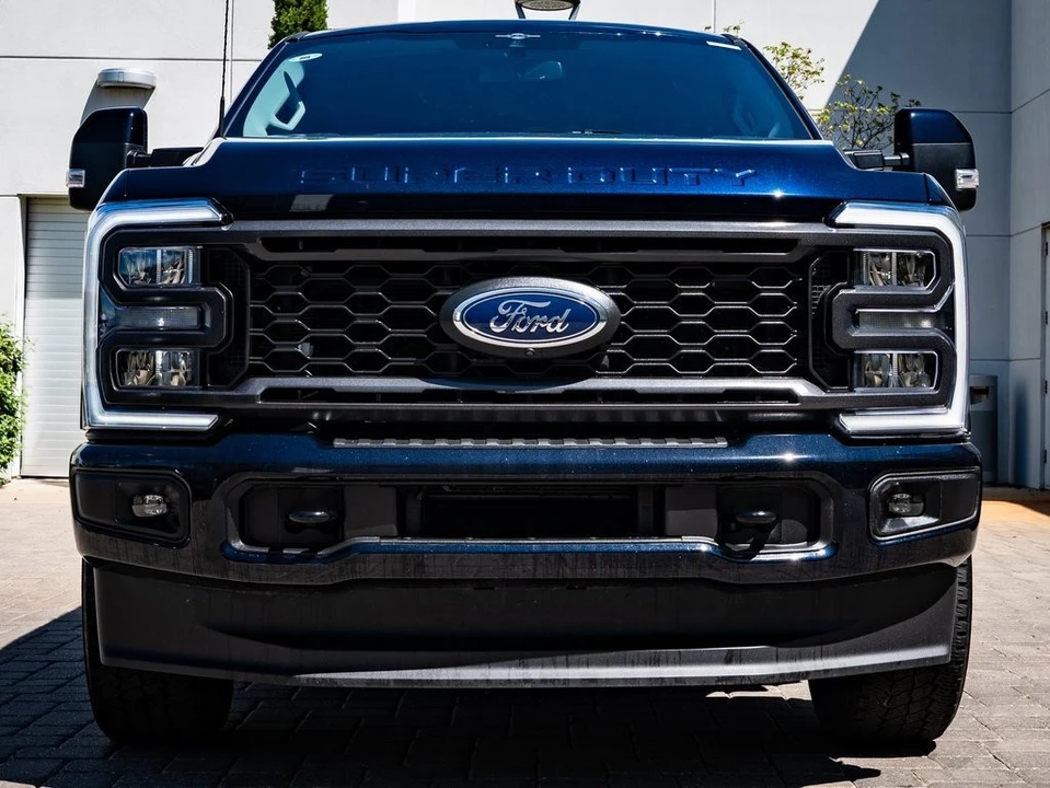 2023 Ford Super Duty 5th Gen - Image 2 of 21