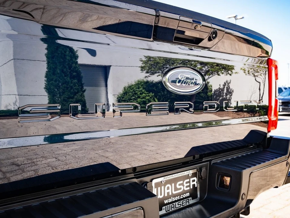 2023 Ford Super Duty 5th Gen - Image 18 of 21