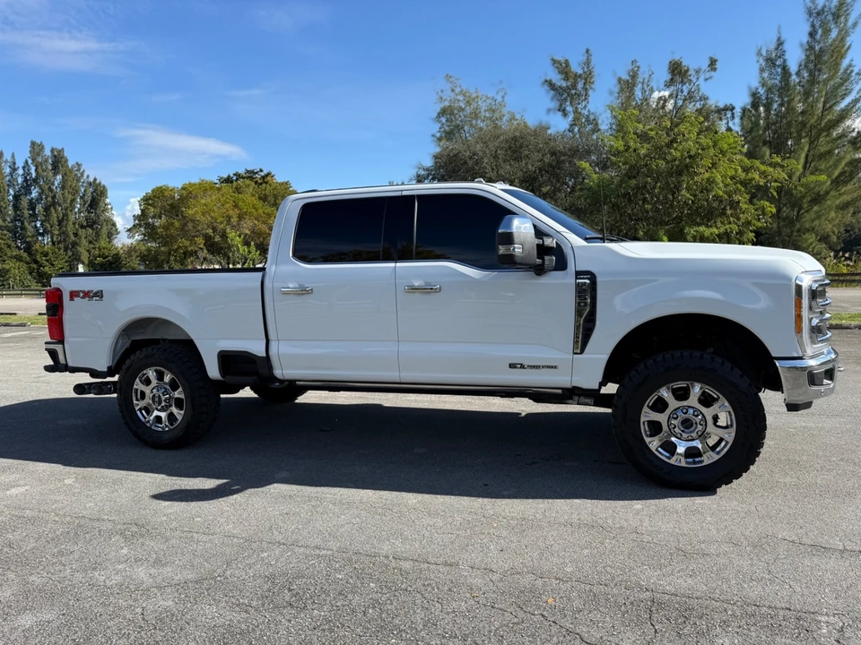 2023 Ford Super Duty 5th Gen - Image 5 of 21
