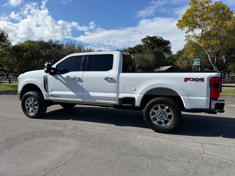 2023 Ford Super Duty 5th Gen - Image 13 of 21