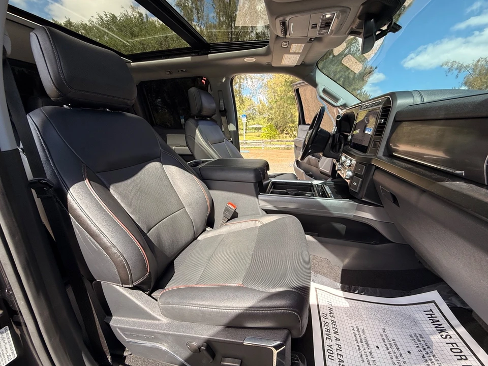 2023 Ford Super Duty 5th Gen - Image 17 of 21