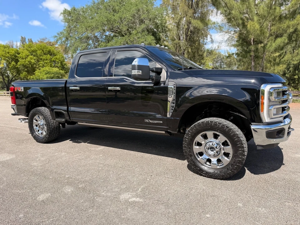 2023 Ford Super Duty 5th Gen - Image 4 of 21