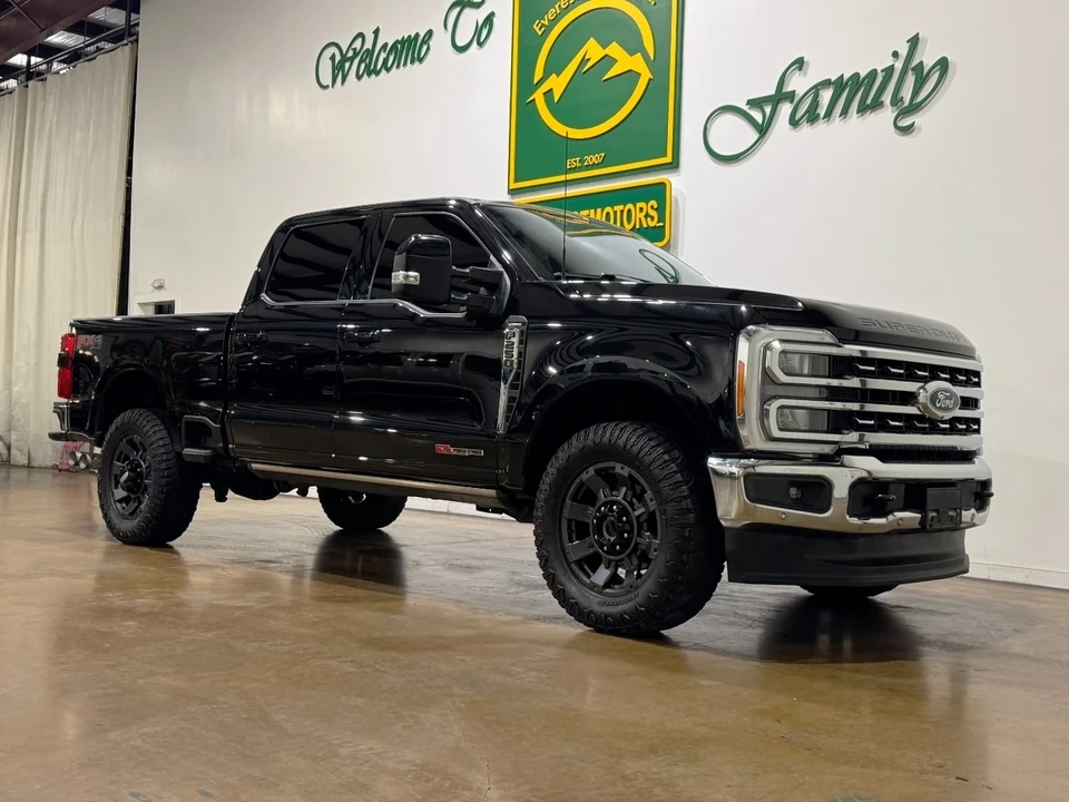 2023 Ford Super Duty 5th Gen - Image 2 of 21