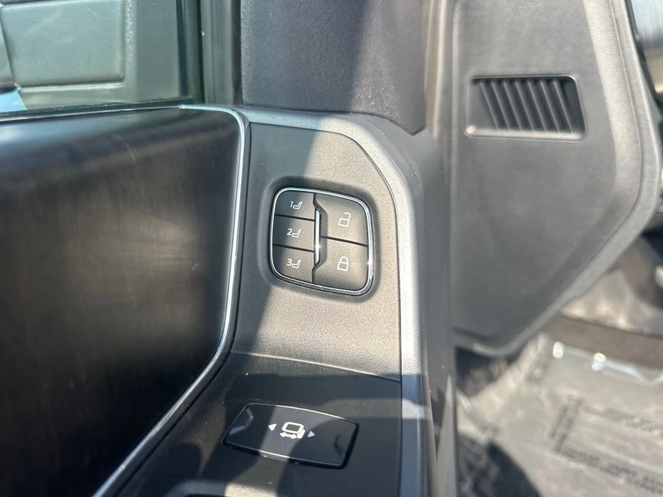 2023 Ford Super Duty 5th Gen - Image 11 of 12