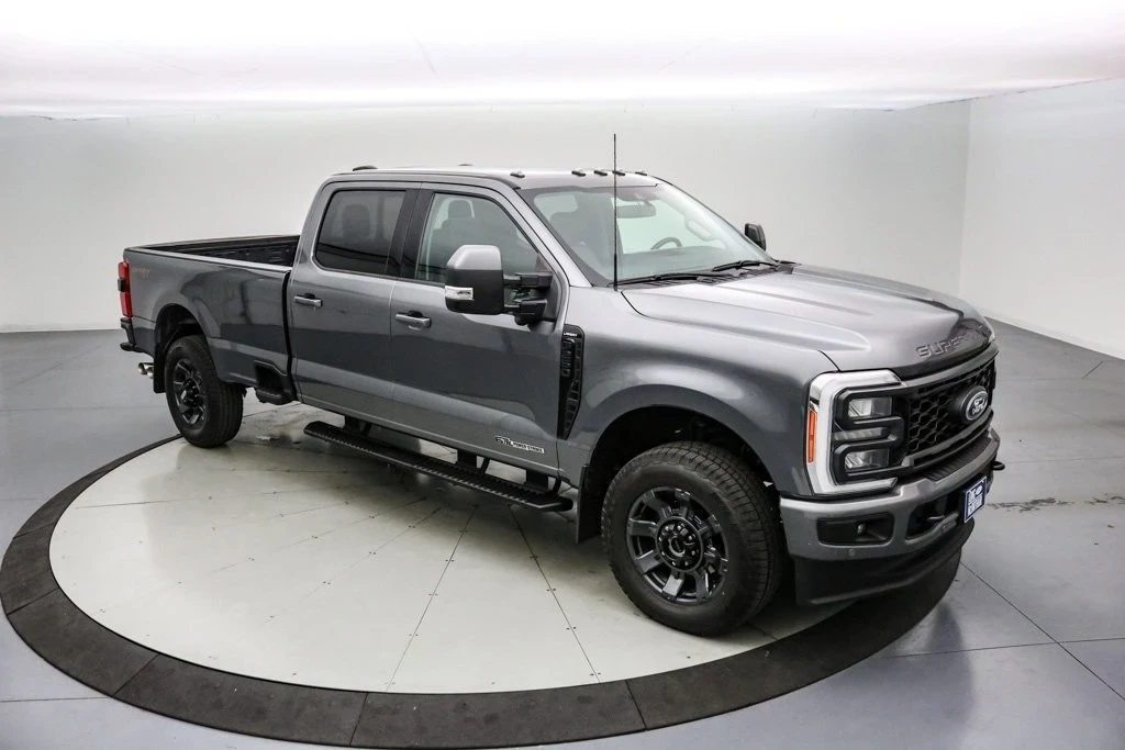 2023 Ford Super Duty 5th Gen - Image 2 of 21
