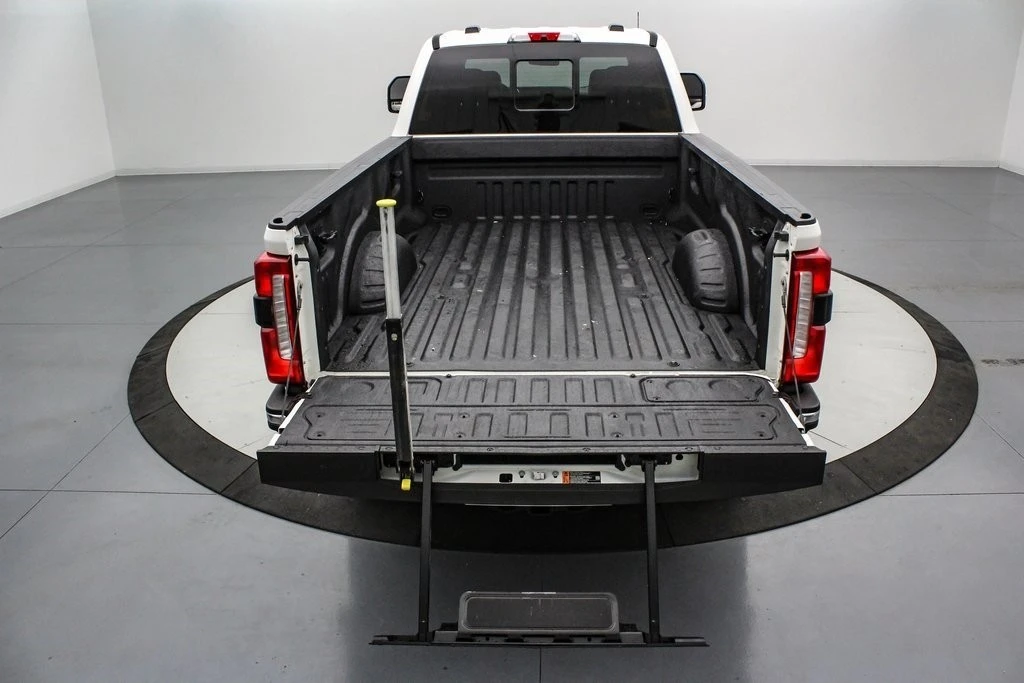 2023 Ford Super Duty 5th Gen - Image 7 of 21