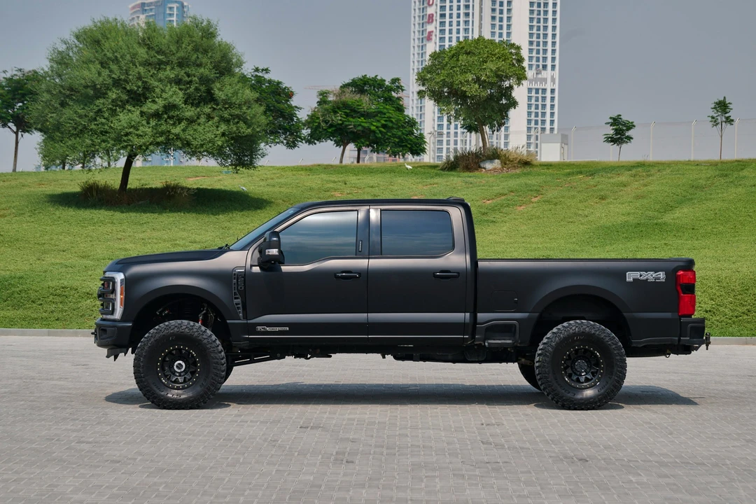 2023 Ford Super Duty 5th Gen - Image 16 of 21