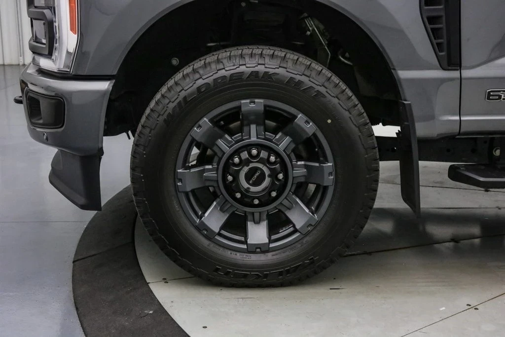 2023 Ford Super Duty 5th Gen - Image 12 of 21