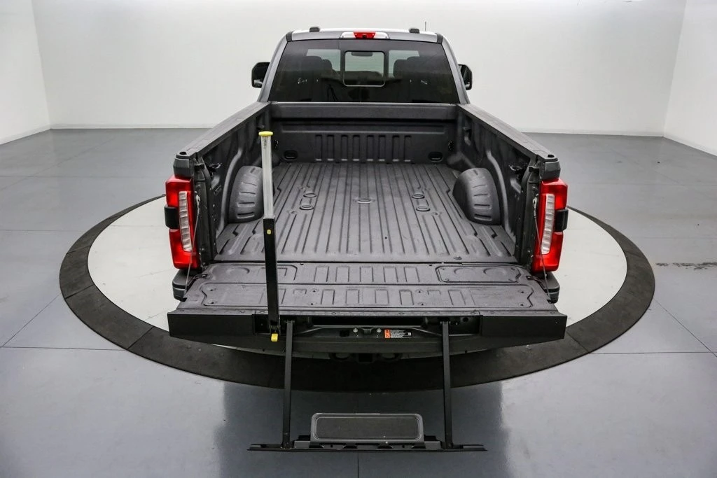 2023 Ford Super Duty 5th Gen - Image 7 of 21