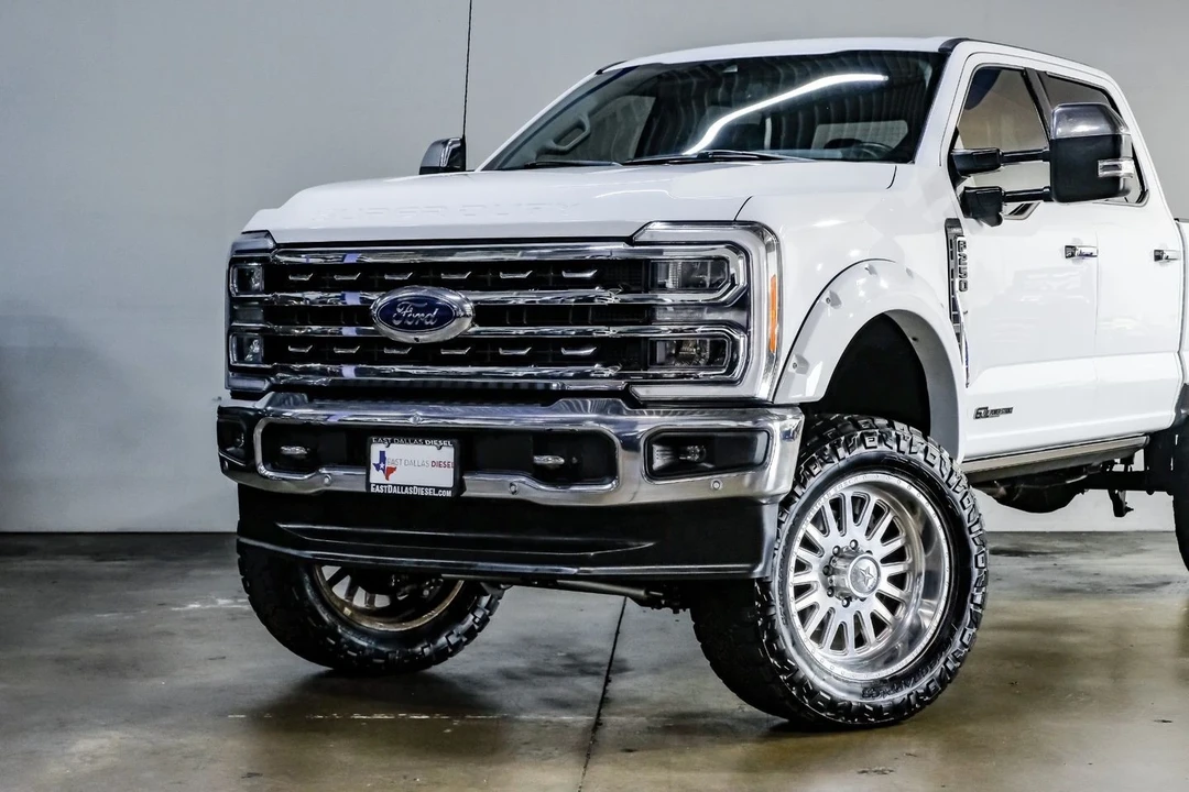 2023 Ford Super Duty 5th Gen - Image 9 of 12