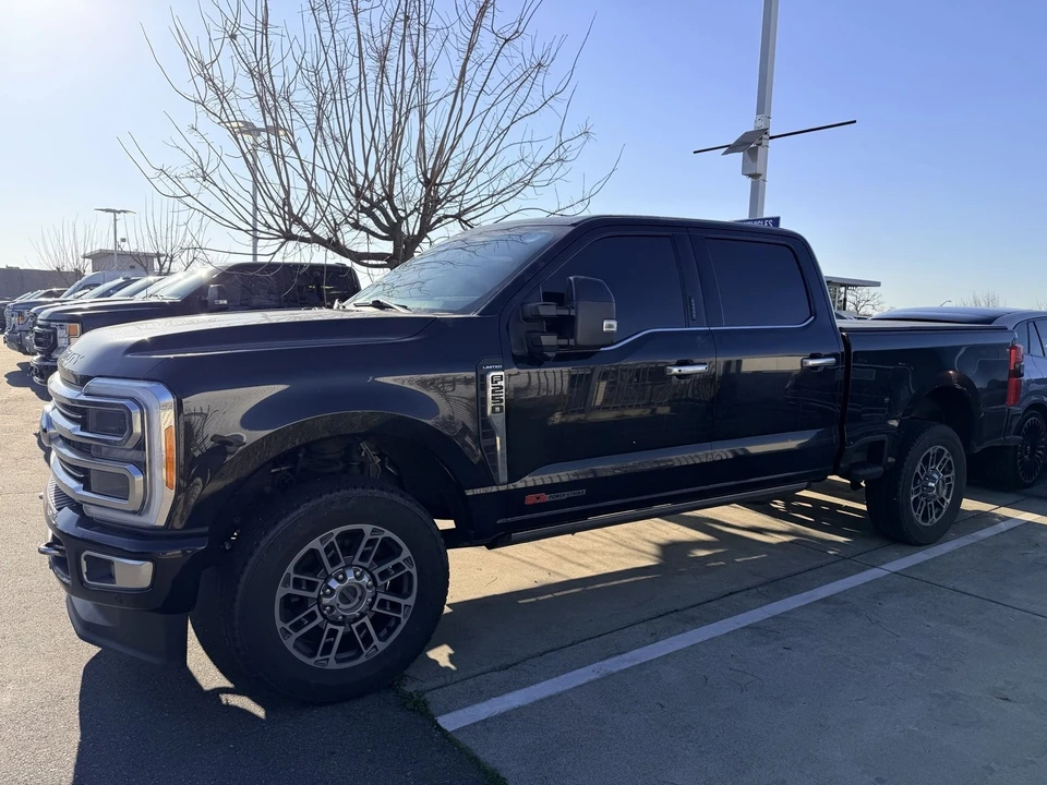 2023 Ford Super Duty 5th Gen - Image 2 of 4
