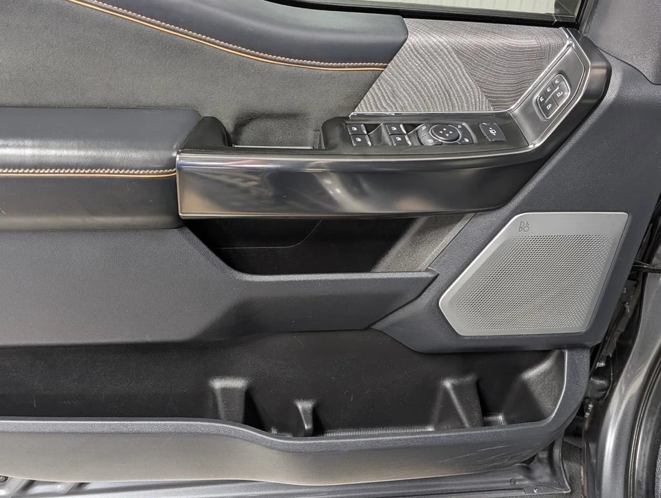 2023 Ford Super Duty 5th Gen - Image 14 of 31