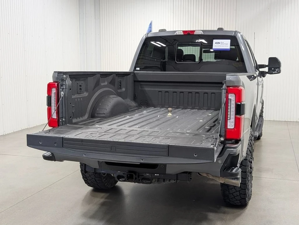 2023 Ford Super Duty 5th Gen - Image 26 of 31