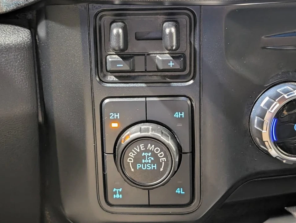 2023 Ford Super Duty 5th Gen - Image 7 of 31