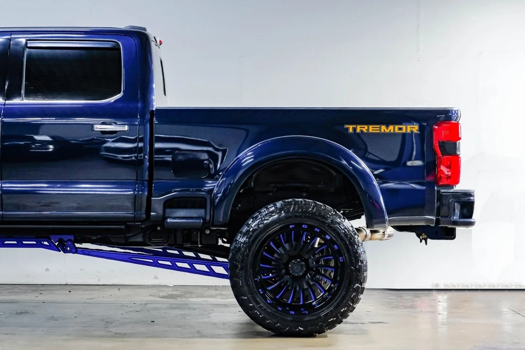 2023 Ford Super Duty 5th Gen - Image 18 of 21