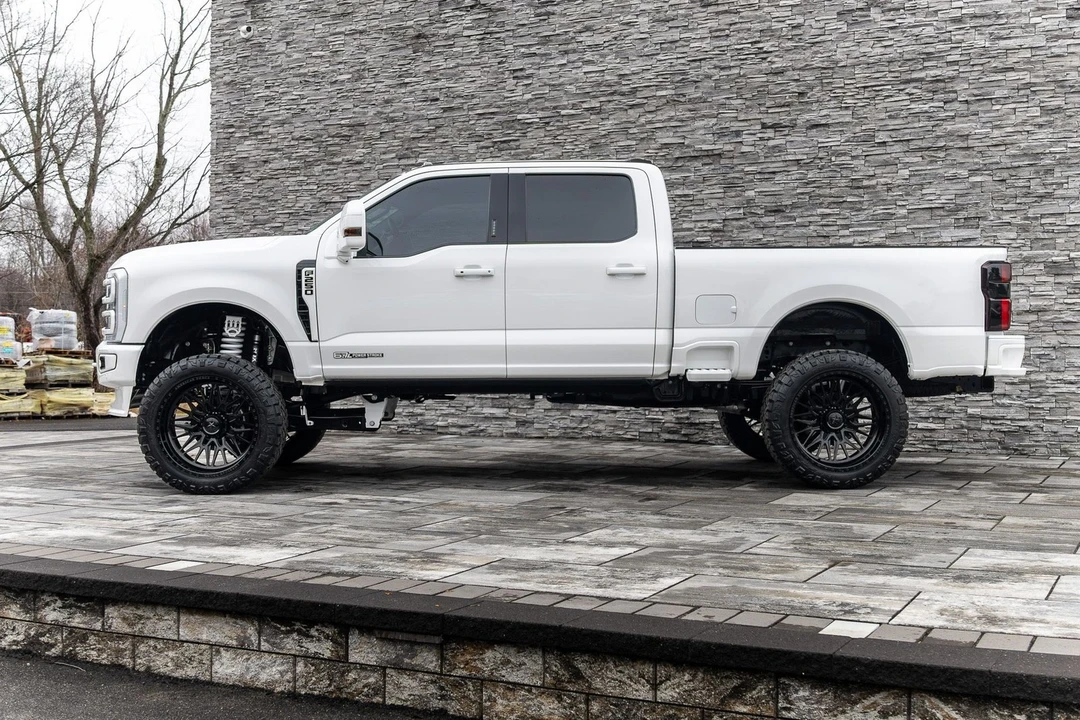 2023 Ford Super Duty 5th Gen - Image 14 of 21