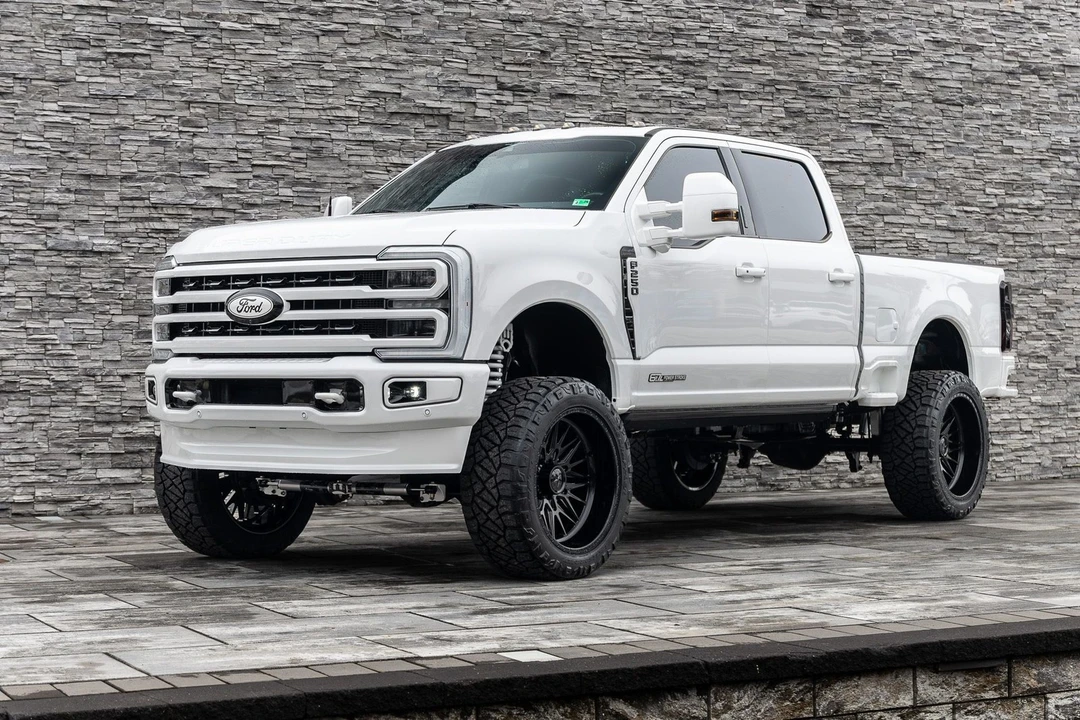 2023 Ford Super Duty 5th Gen - Image 11 of 21