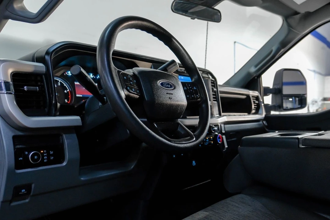 2023 Ford Super Duty 5th Gen - Image 3 of 12