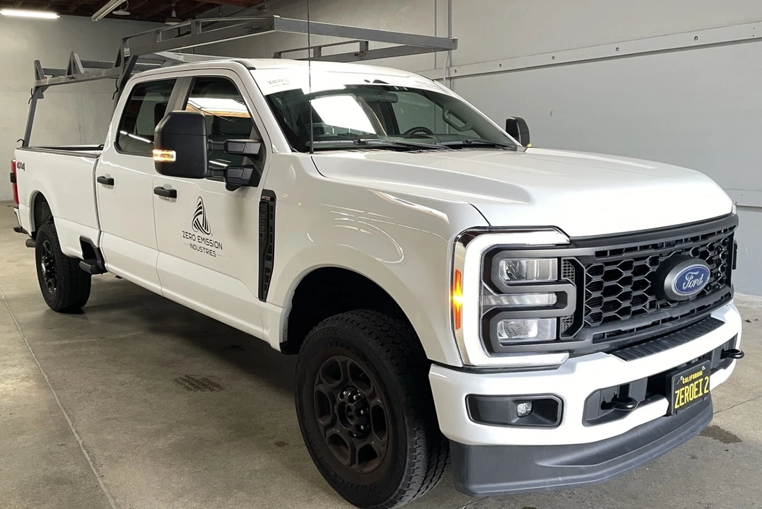2023 Ford Super Duty 5th Gen - Image 2 of 21