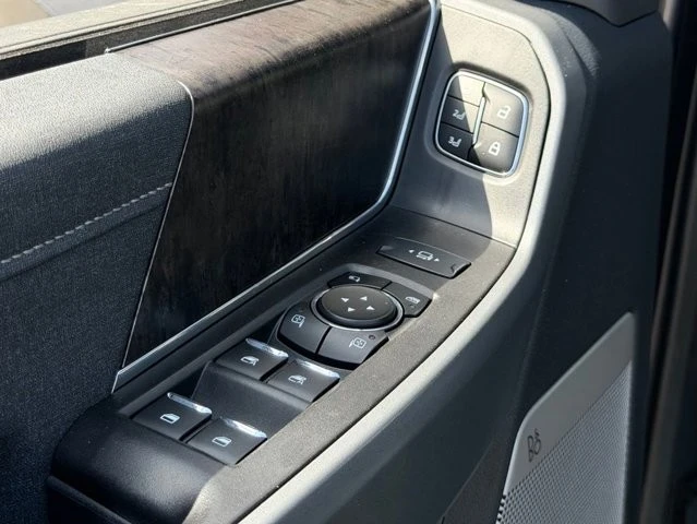 2023 Ford Super Duty 5th Gen - Image 14 of 31