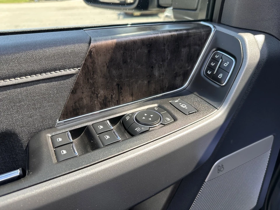2023 Ford Super Duty 5th Gen - Image 18 of 31