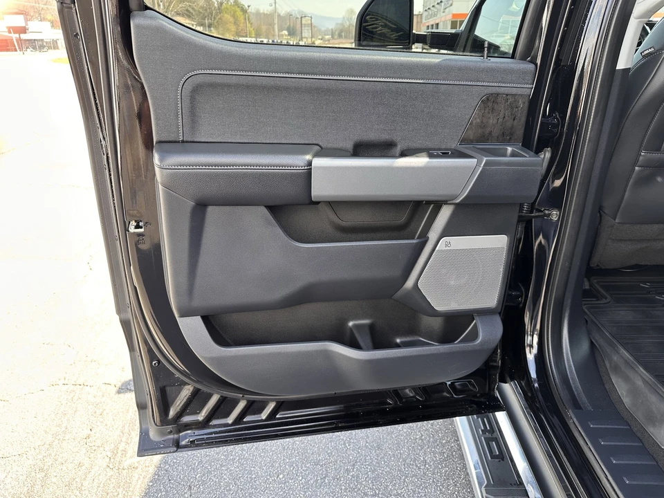 2023 Ford Super Duty 5th Gen - Image 12 of 31