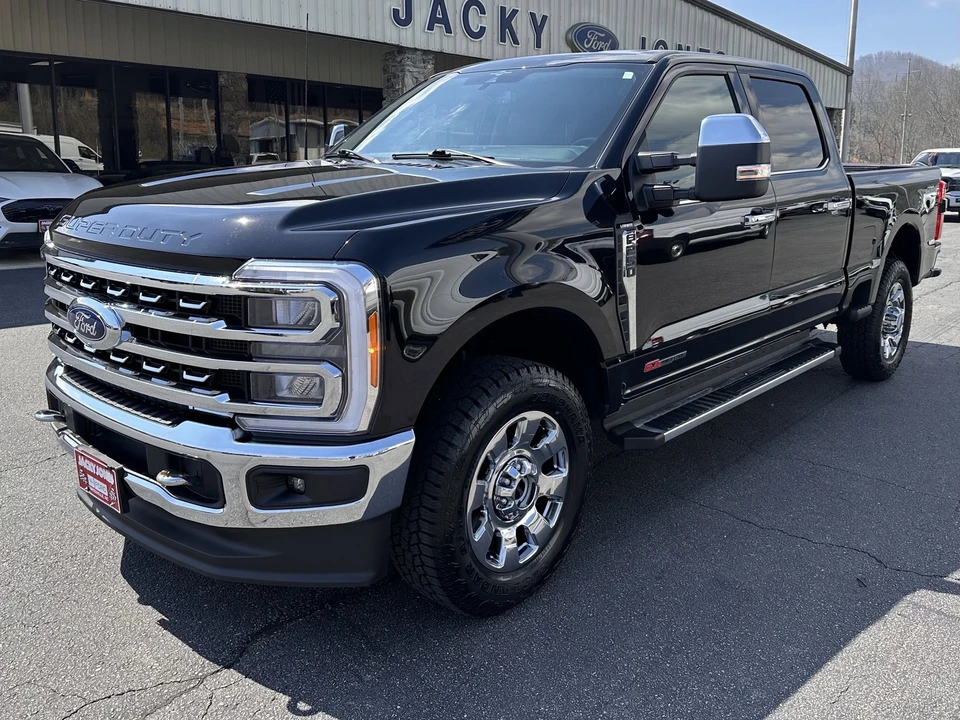 2023 Ford Super Duty 5th Gen - Image 2 of 31