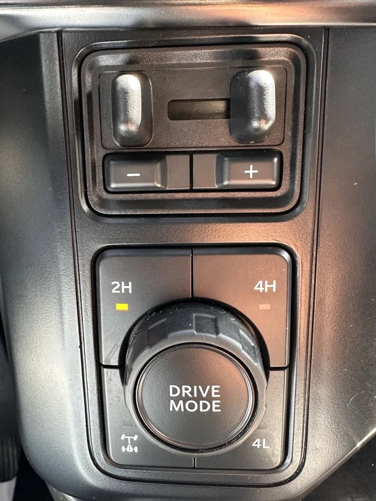 2023 Ford Super Duty 5th Gen - Image 20 of 31